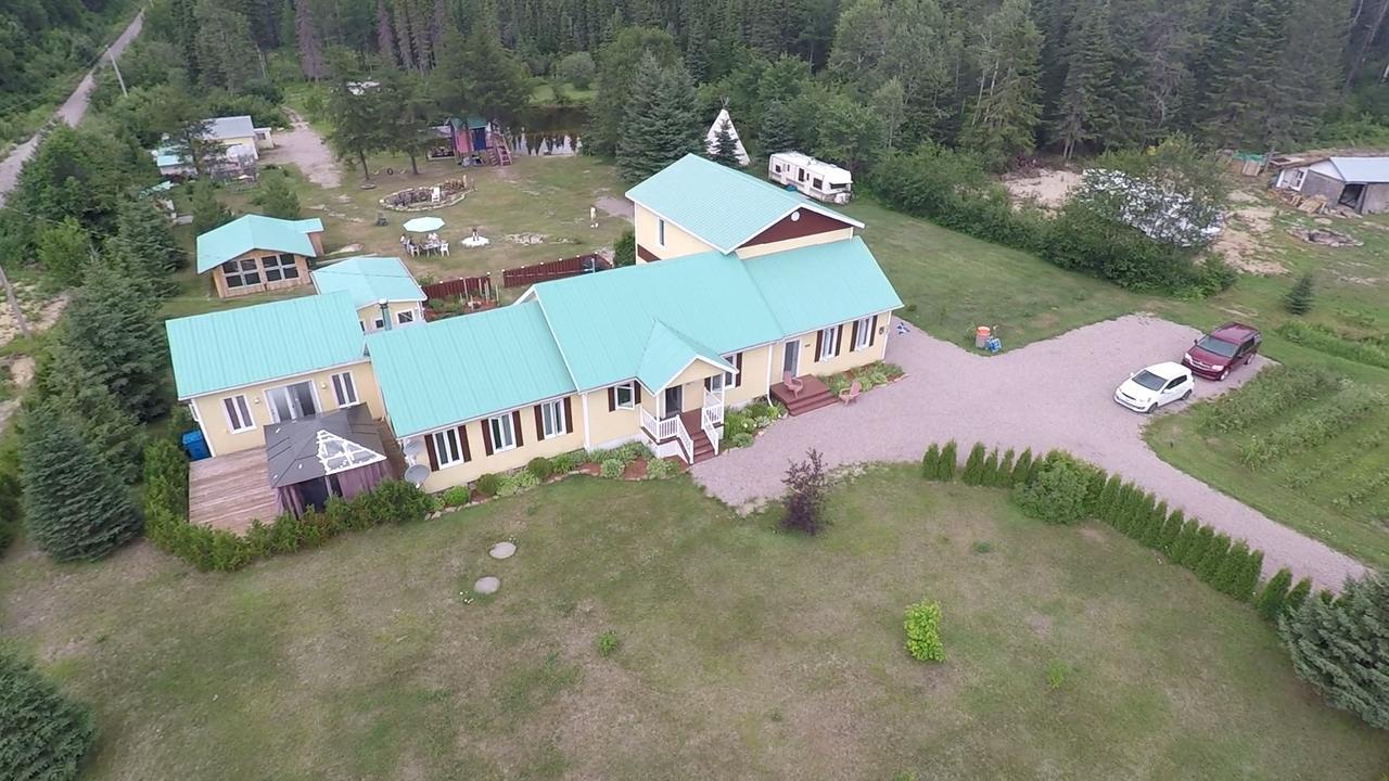 Gîte de la Montagne Enchantée Métabetchouan Extérieur photo